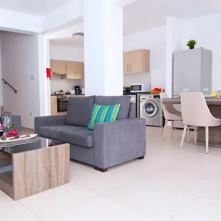 Diamanta - Nissi Area فيلة