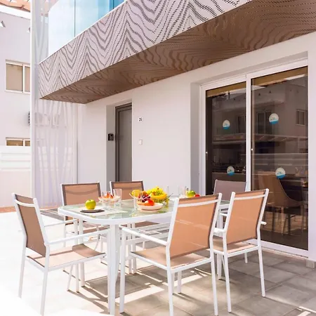 Villa Diamanta - Nissi Area Ayia Napa