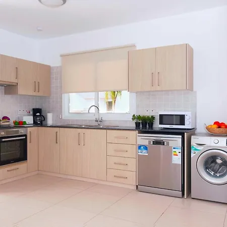 Diamanta - Nissi Area Villa Ayia Napa