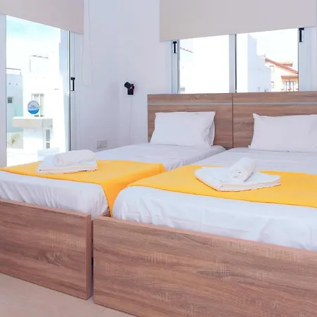 Villa Diamanta - Nissi Area Ayia Napa